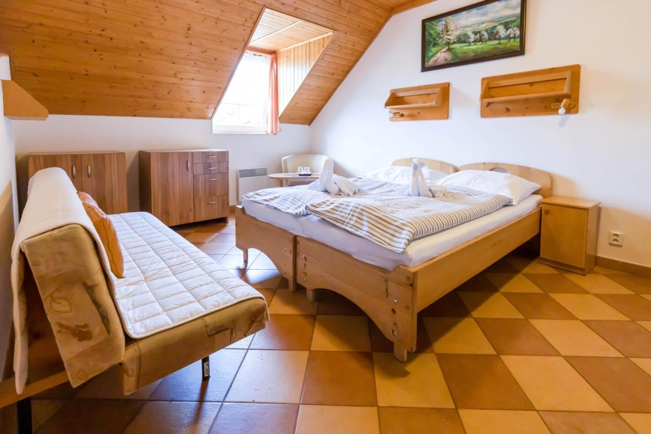 Horsky Hotel Rajska Bouda Malenovice  Luaran gambar